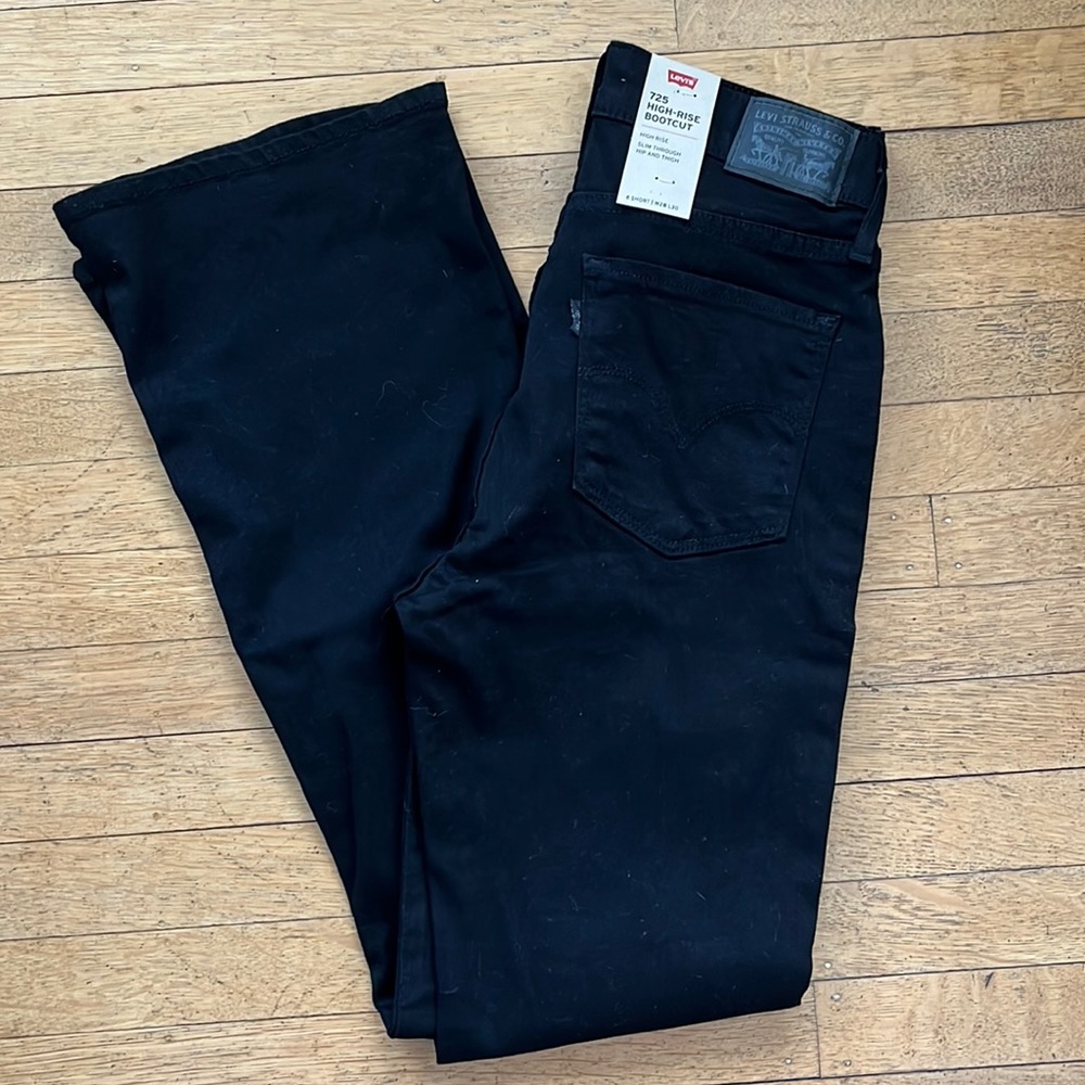 Levi’s sculpt hyper soft bootcut jeans, black, NWT, 6 short 28x30
